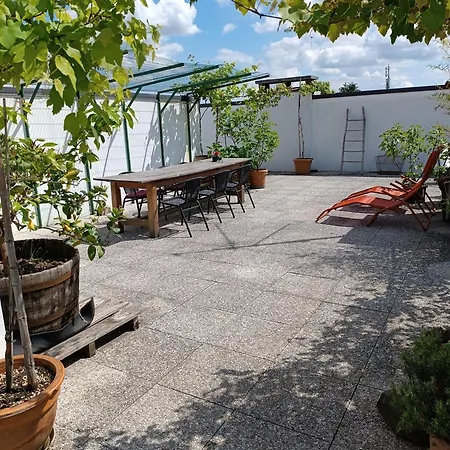 The Liberty Terrace Couette-café Udine