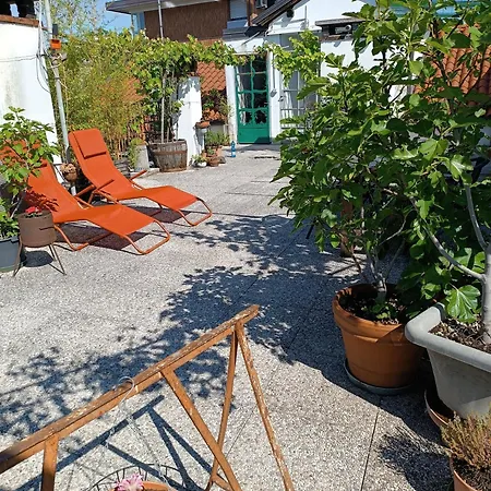 The Liberty Terrace Couette-café Udine