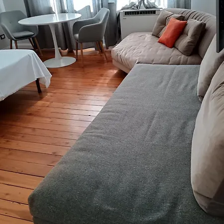 The Liberty Terrace Couette-café 3*
